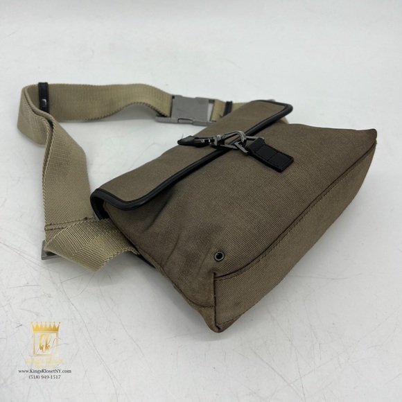 🤎SOLD🤎Gucci belt bag - Picture 6 of 14